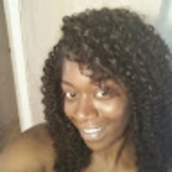 Meet your Posher, Tracy - Picture 1 of 1